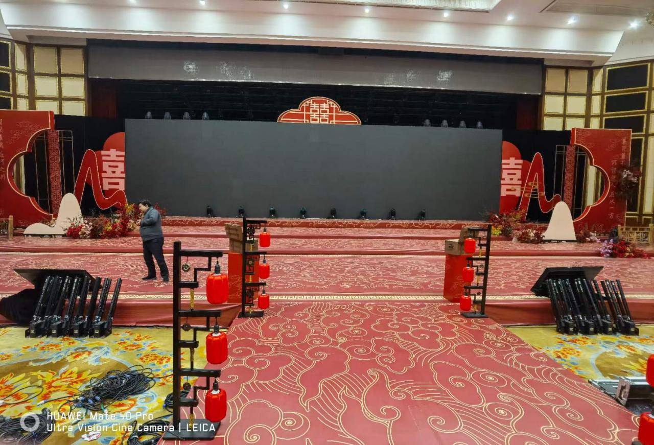 大屏幕砸沙袋弹弓抽奖-大屏幕抽奖系统-砸屏幕