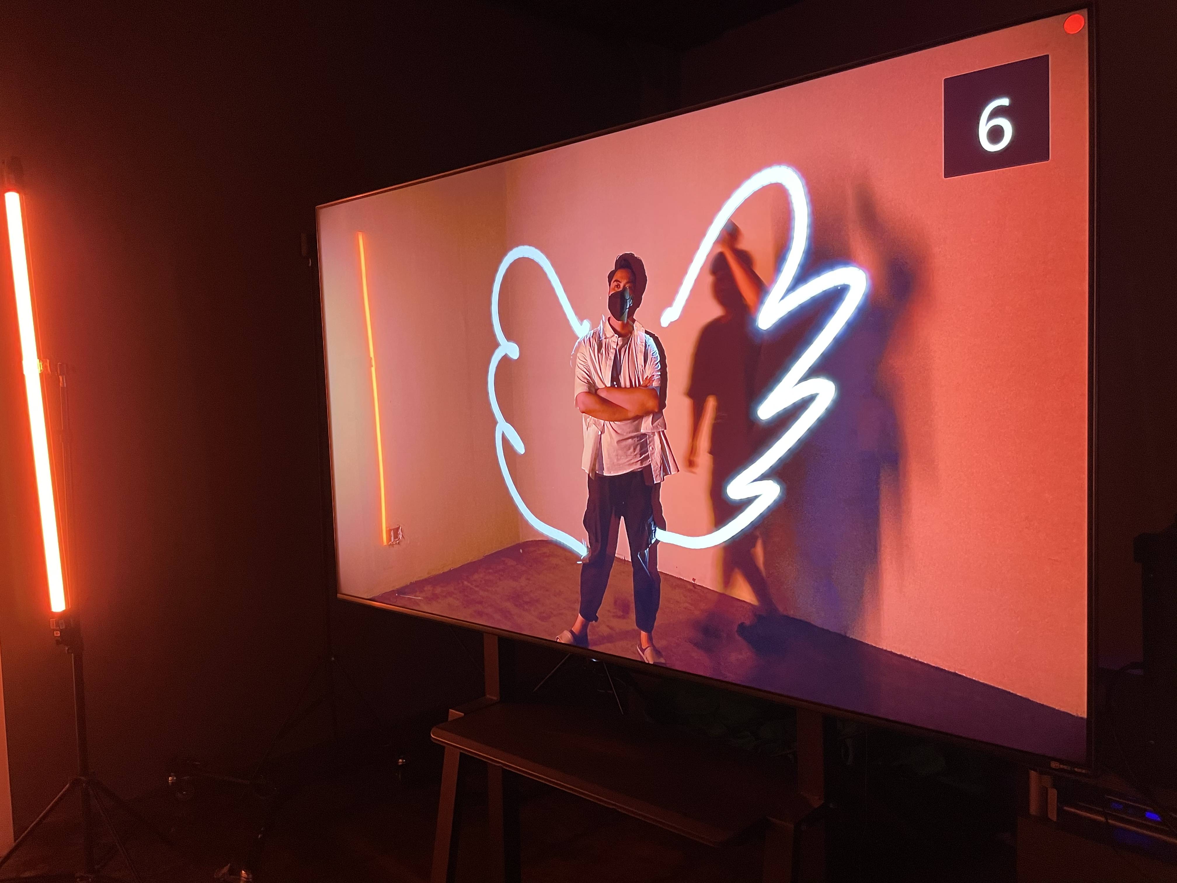 03341010个月前互动装置光绘互动光绘签到光影手绘互动装置-2022暖场